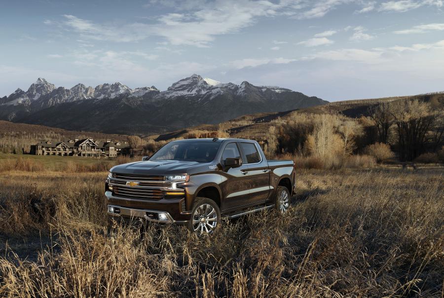  Chevrolet Silverado High Country Crew Cab 2018 года  (фото 1 из 16)